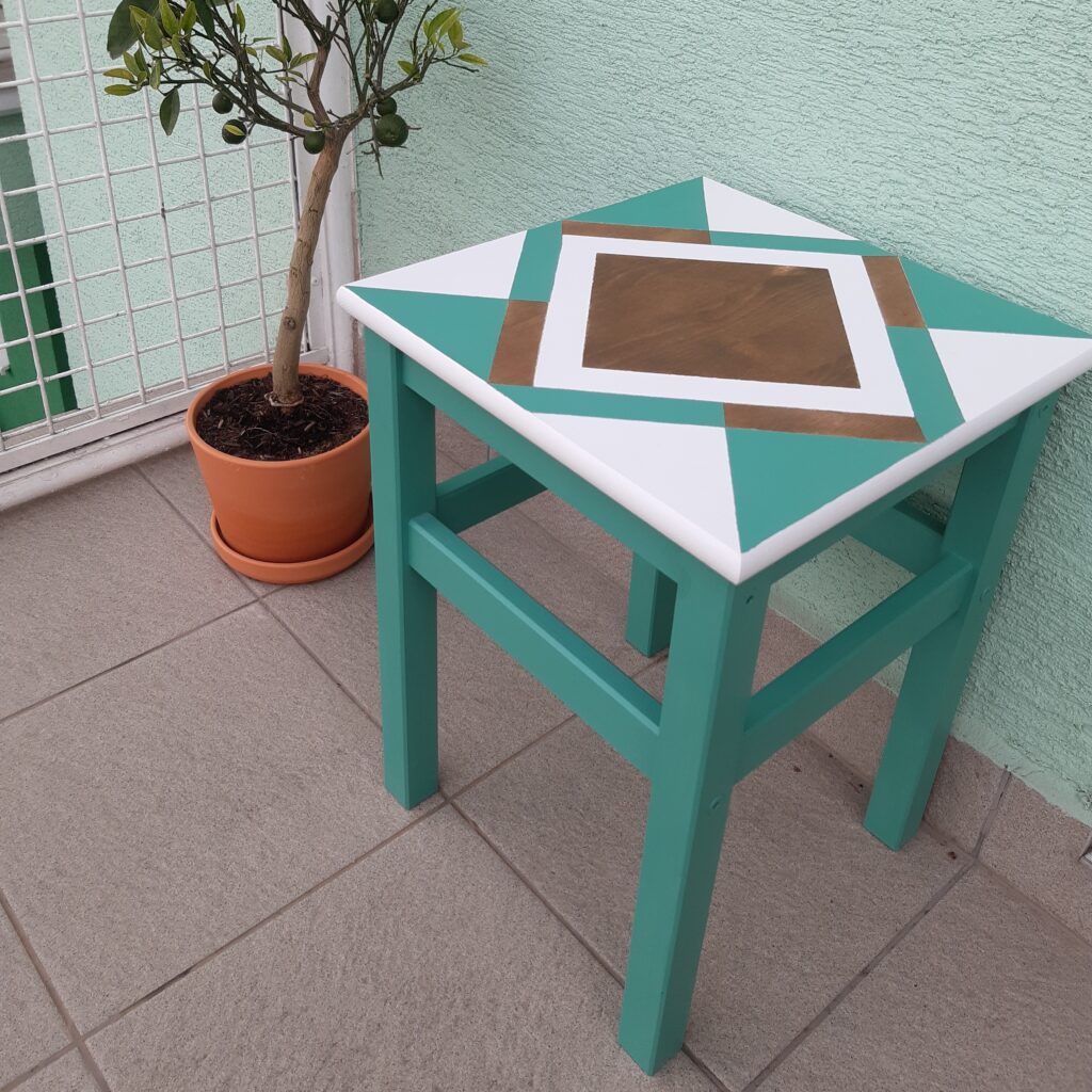 !!11_štokrlik_hokrlik_rucne_malovany_nabytok_stolik_stojan_na_kvet_geometricky_tyrkysovy_2